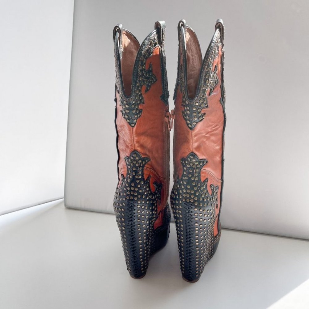❤️SOLD❤️Jeffrey Campbell Giddy Stud Wedge Boots - Picture 6 of 11